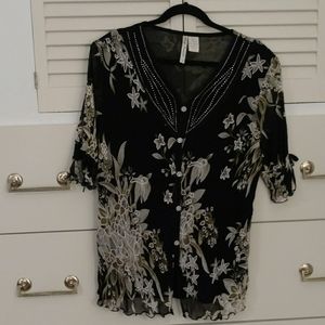 Simply Irresistible Short Sleeve Blouse